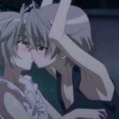 可爱幸福的卡通动漫情侣头像(共16张)