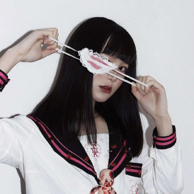 特别颓废丧的女生头像(精选16张)