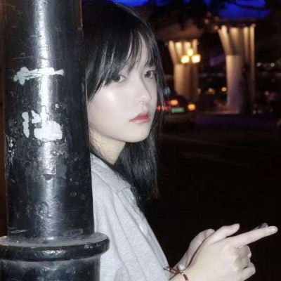 特别颓废丧的女生头像(精选16张)