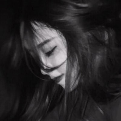 特别颓废丧的女生头像(精选16张)