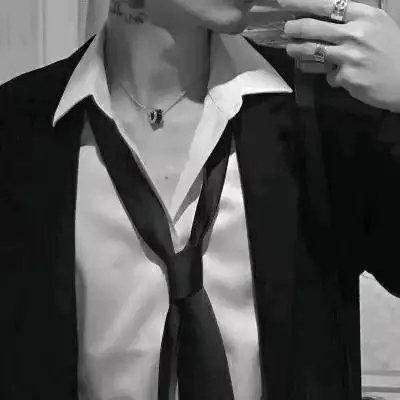 成熟有魅力的男头像图片(18张)