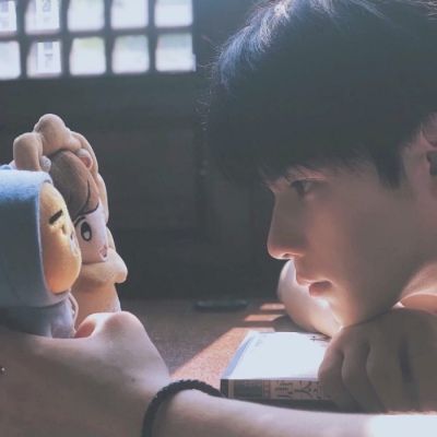 男生意境头像图片精选(16张)