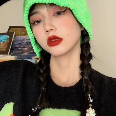 高级又霸气的女头像(精选16张)