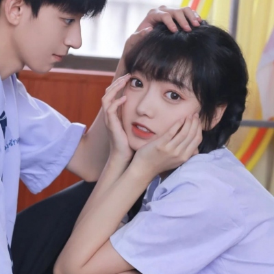 好看到爆的情侣头像(共16张)