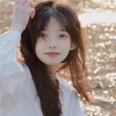 女生长发头像高清头像(精选20张)