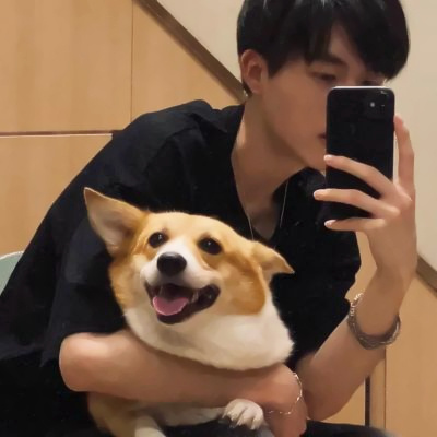 男生手机自拍姿势头像大全图片(20张)