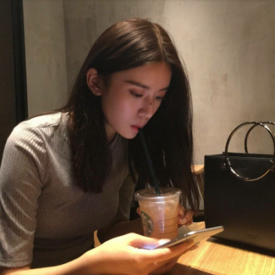 小清新可爱萌妹纸头像图片(优选24张)