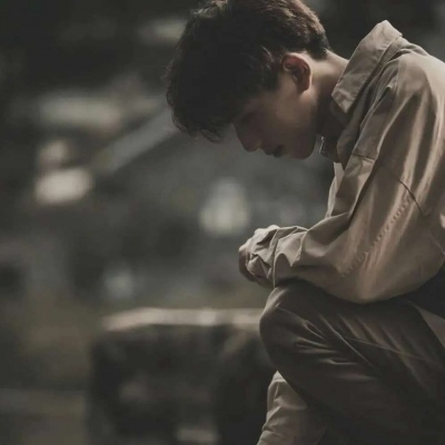 成熟稳重风格的头像(30张)