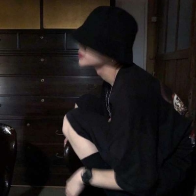 成熟稳重风格的头像(30张)