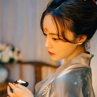 冰冷忧伤孤独的头像(24张)