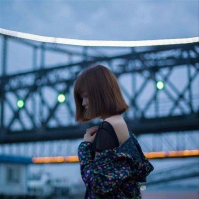 冰冷忧伤孤独的头像(24张)