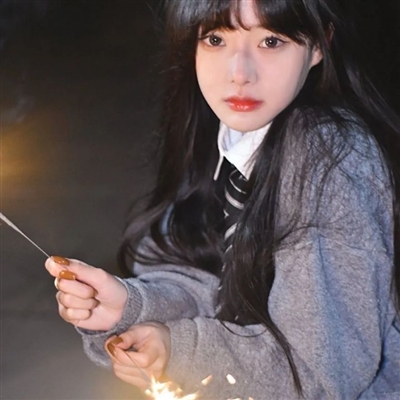 超温柔干净的女生头像(精选22张)