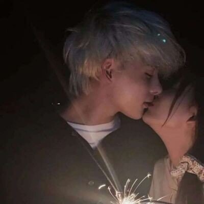 呆萌小可爱的情侣头像(共16张)