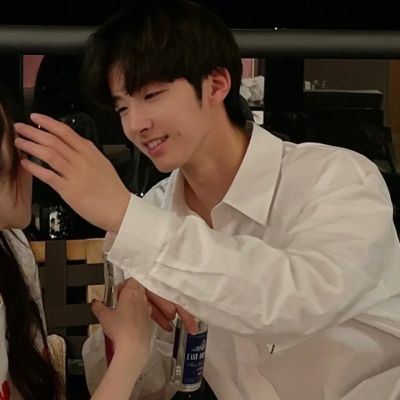 浪漫甜蜜真人情侣头像图片(优选20张)