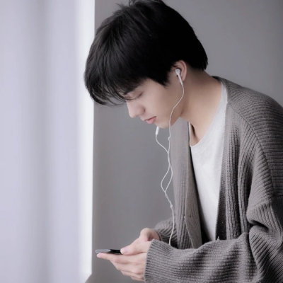 干净阳光的男生头像(精选20张)