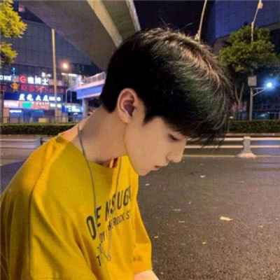 干净阳光的男生头像(精选20张)