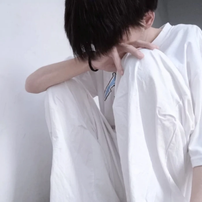 干净阳光的男生头像(精选20张)