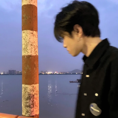 干净阳光的男生头像(精选20张)