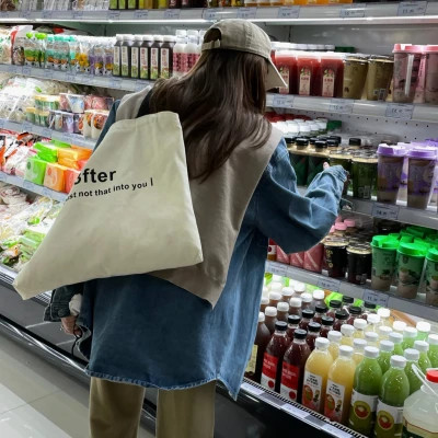 2023最火女生背影头像图片(共20张)