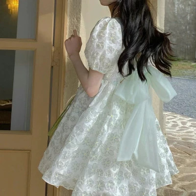 2023最火女生背影头像图片(共20张)