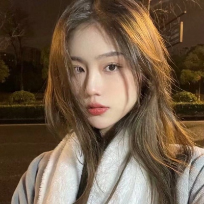 超级好看的小姐姐头像(18张)