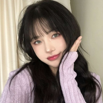 酷酷小姐姐的霸气头像(共18张)