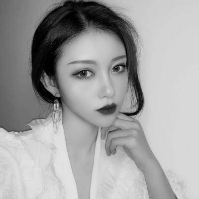 最新高清黑白高冷女头(优选20张)