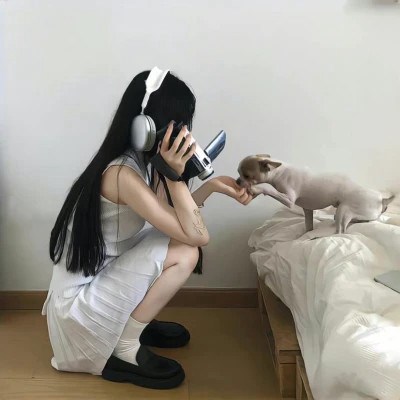 2023非主流的qq女生头像大全图片(共34张)