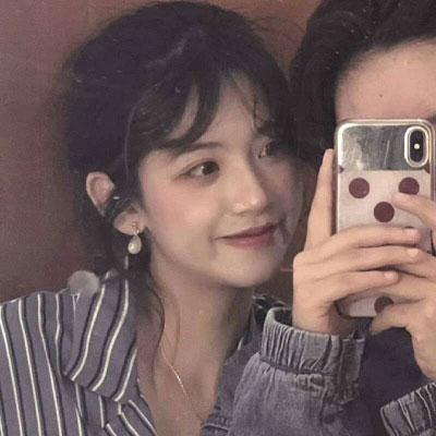 情头一半一张 情侣头像(精选36张)