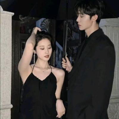 二零二零年最火的情侣头像(24张)