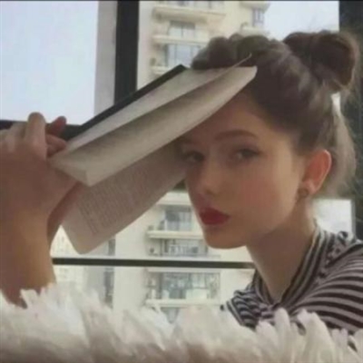 ins复古欧美风头像图片(优选26张)