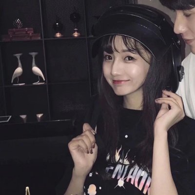 好看情侣头像一人一张(优选22张)