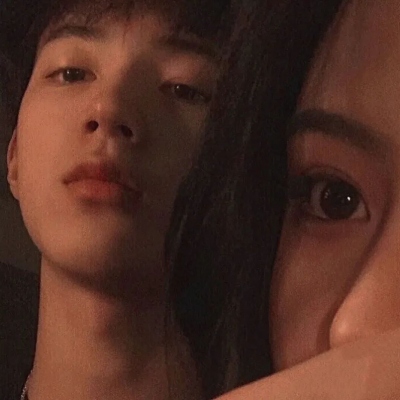 高级感满满的情侣头像(精选20张)