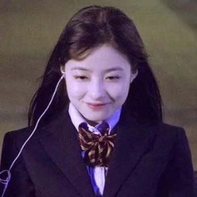 单人情侣头像一人一张(优选24张)