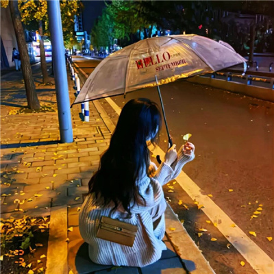 干净舒服的女生头像(共22张)