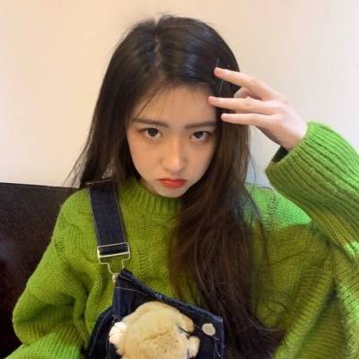 个性女生简单气质头像(精选22张)