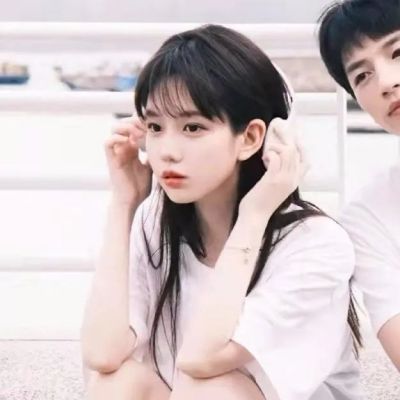 qq头像情侣单人一男一女高清图片大全(优选16张)