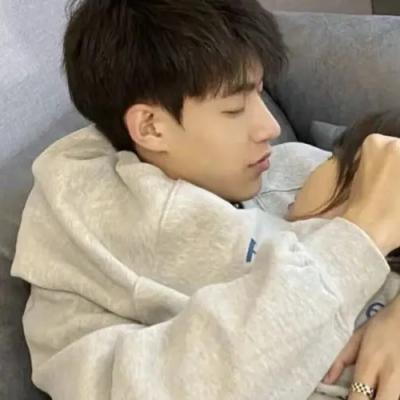 甜甜的暖暖的情侣头像(优选22张)