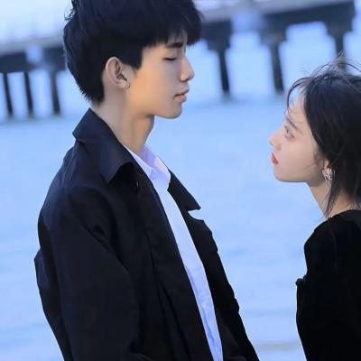 甜甜的暖暖的情侣头像(优选22张)