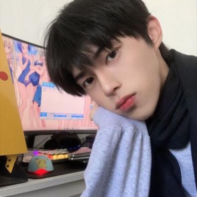 高颜值男生帅气头像(优选24张)