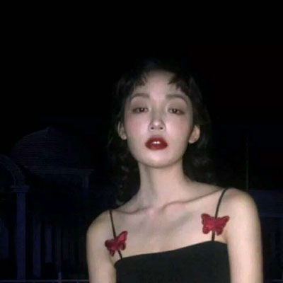 微博唯美忧郁女生头像图片(18张)