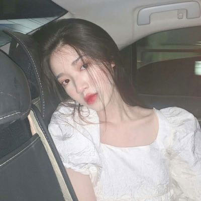微博唯美忧郁女生头像图片(18张)