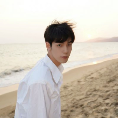 青春美少年图片头像(精选22张)