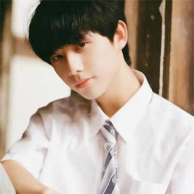 青春美少年图片头像(精选22张)