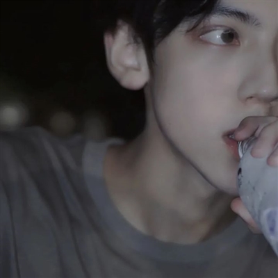 超高清高颜值年轻男生头像(27张)