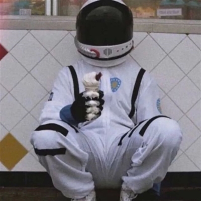 超高清高颜值年轻男生头像(27张)