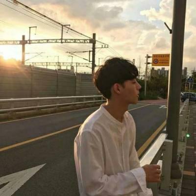 超拽有趣的微博男生个性头像图片(24张)