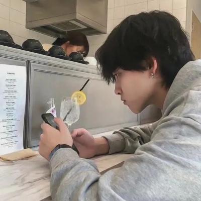 微信阳光男孩头像大全(24张)