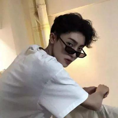 适合稳重男生微信头像(优选26张)