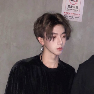 好看的微信阳光男孩头像图片大全(精选22张)